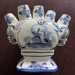 Royal Delft Tulip Vase (tulipière) - 40th Street and Union Hills 