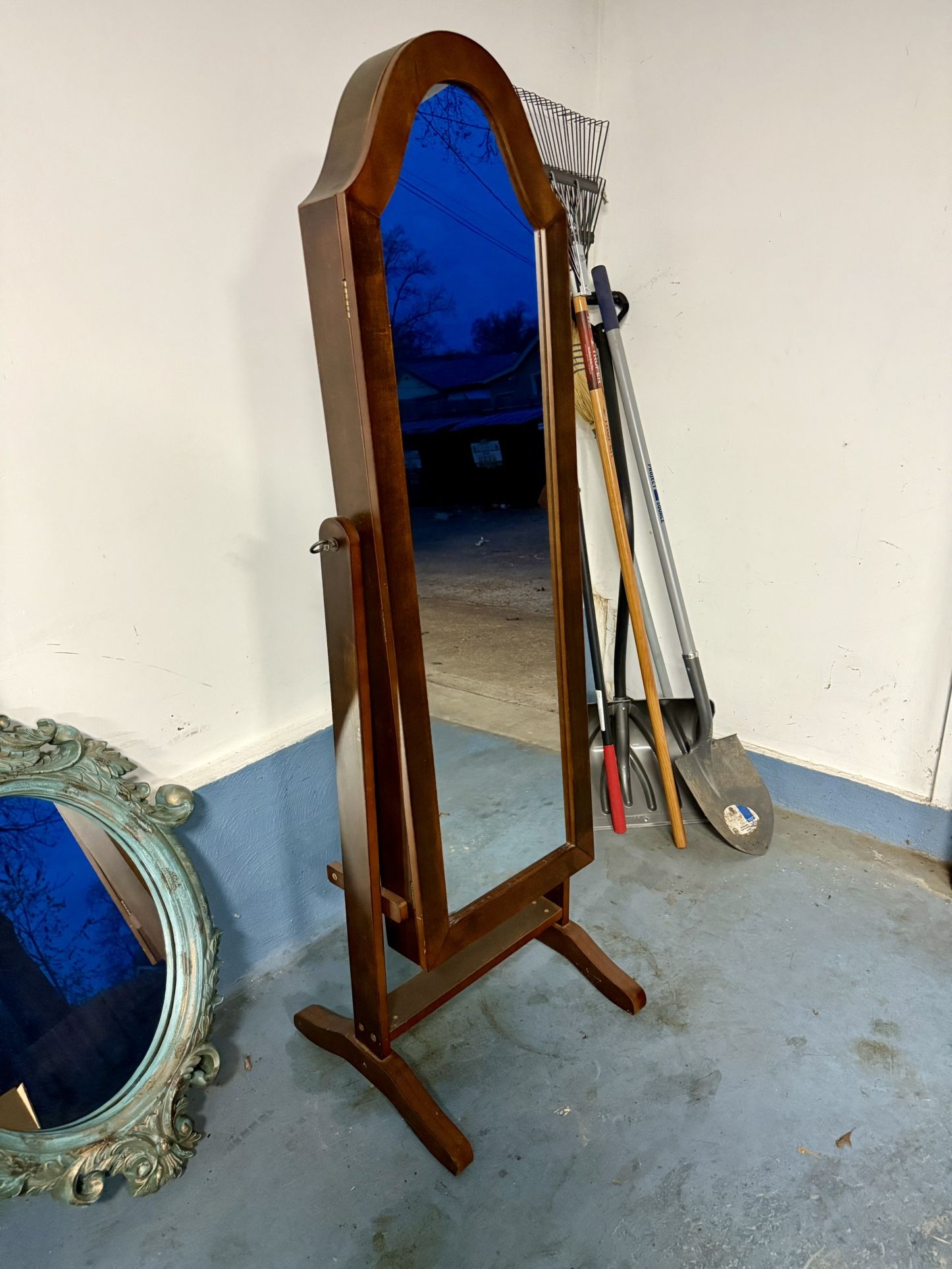 Standing Jewelry Mirror Box