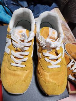 New Balance Classic 574 M8.5 W10