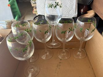 Christmas Wine Stemware- Hand Painted