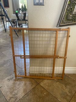Sliding door for dogs