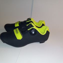 Size 37 Cycling Shoes New