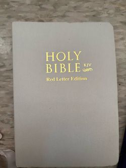 Holy Bible Read Letter Edition