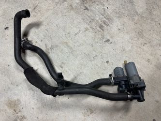 01-06 BMW E46 M3 OEM Heater Control Valve w/ Auxiliary Water Pump & Hoses