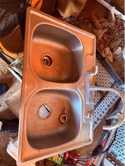 Kitchen sink