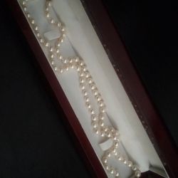 14 Kt Queen Pearls 