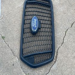 2022 Ford Transit Grille