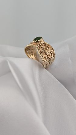 ✨ 14K Yellow Gold  Jade Lettice Ring ✨ | Size 7 💚