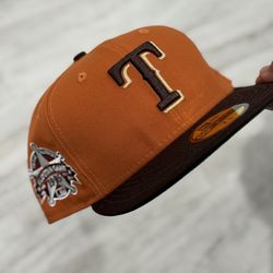 Almost New Texas Rangers Hat size 7 5/8