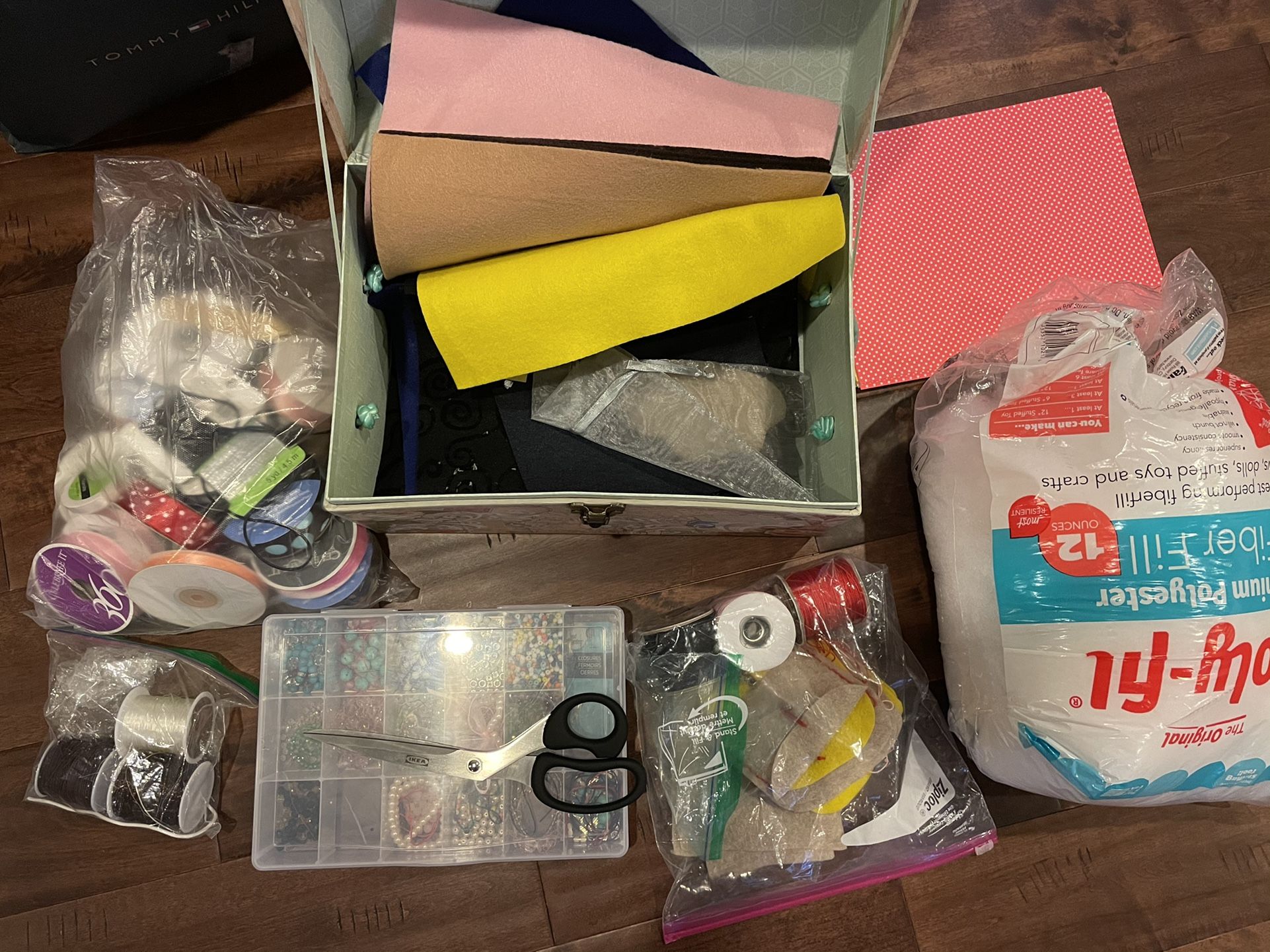 Art And Crafts Beads Treasure Box Fabric Paper Stuffing