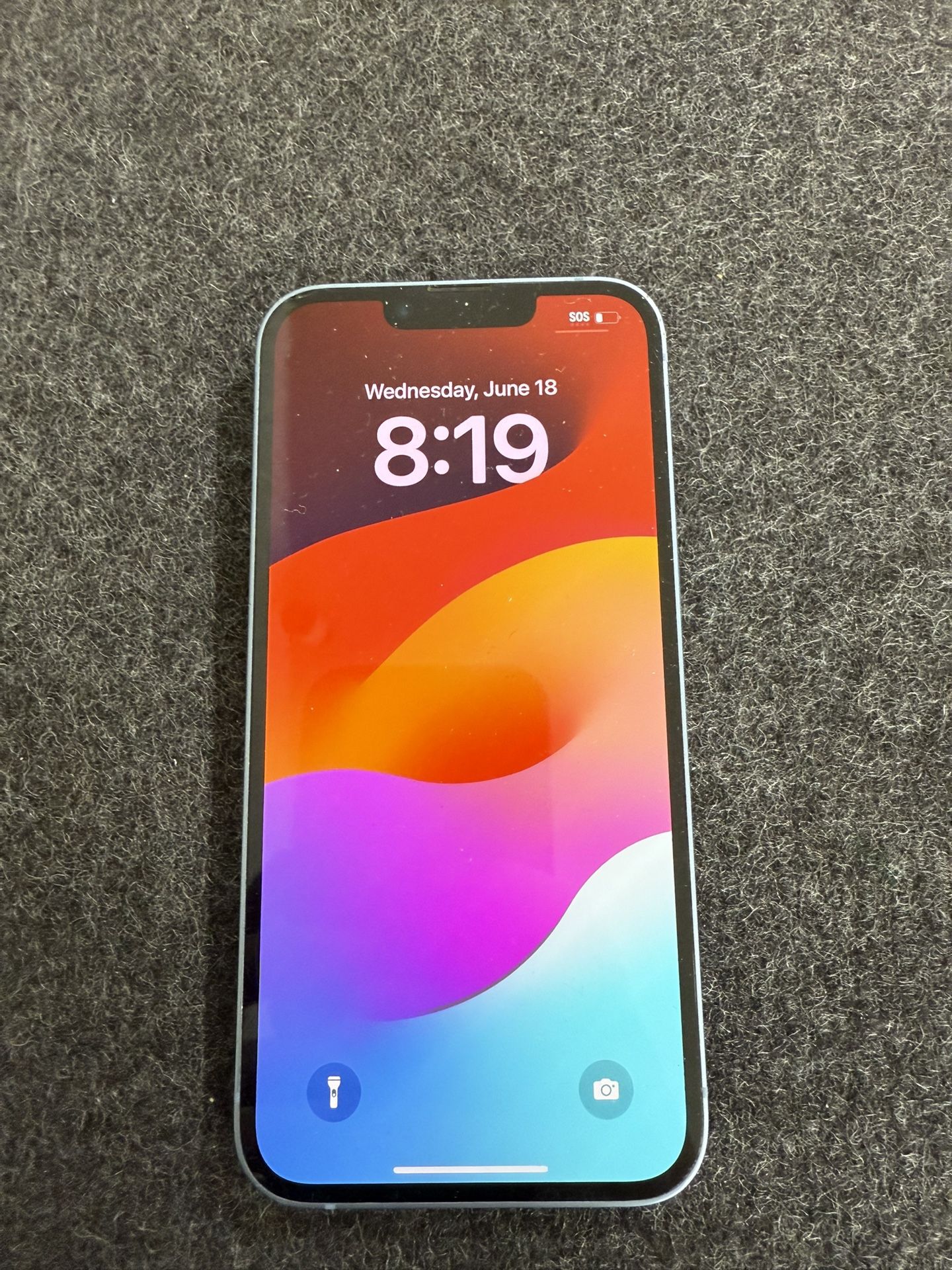 iPhone 14 128GB $400