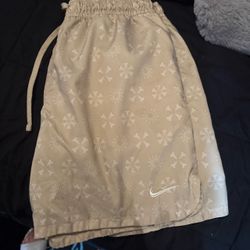 Medium Nike  shorts