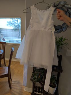 Little girl white dress