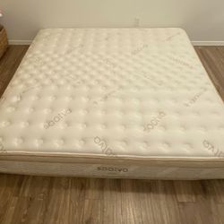 Saatva Classic Mattress -  King