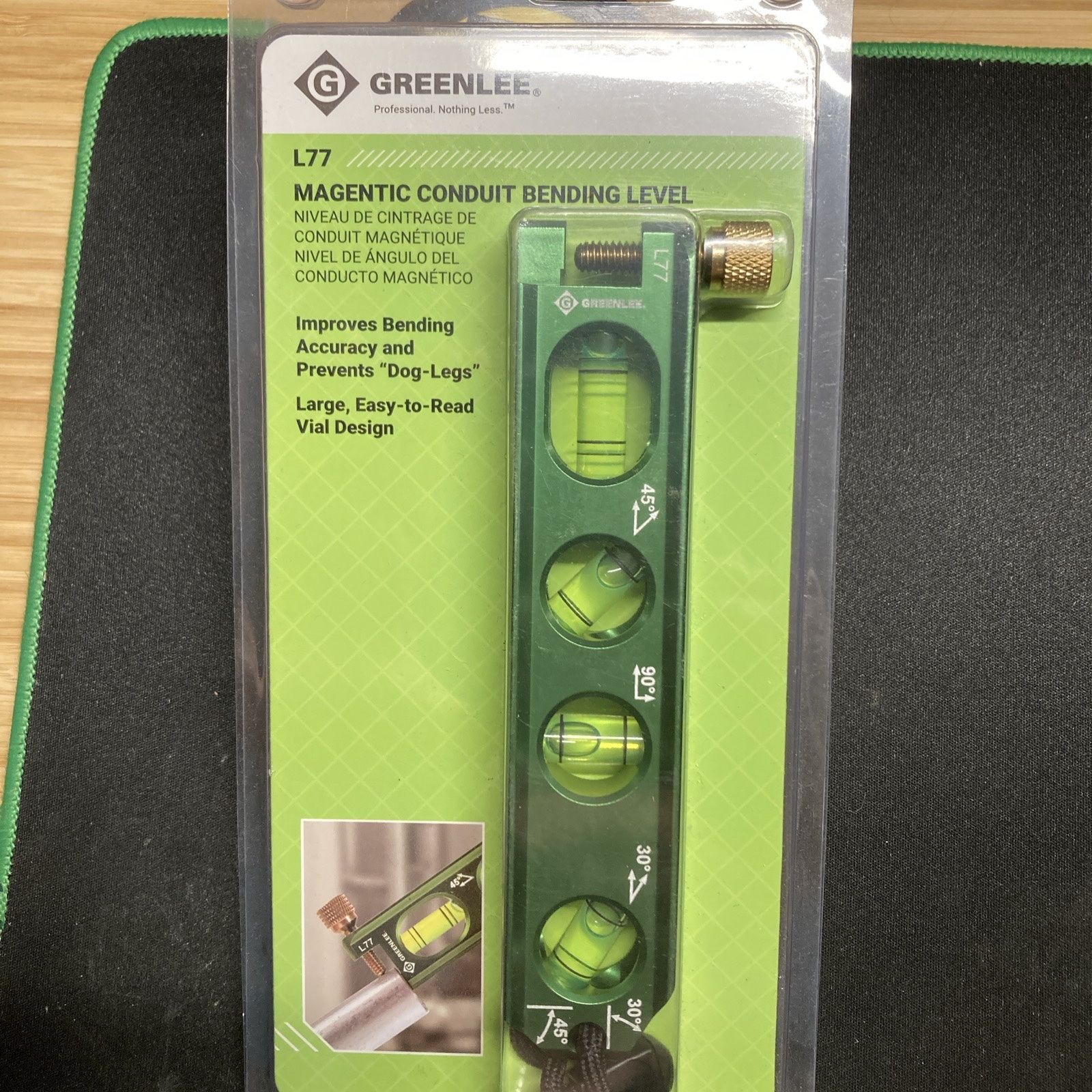 Niveau Torpille Magnétique Greenlee L107 - Pour Électriciens, 4 Aimants, Aide Au Cintrage - Aluminium, Vert