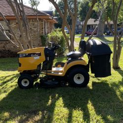 Cub Cadet Motor 18 Hp Cubierta 42” Hidrostátic 
