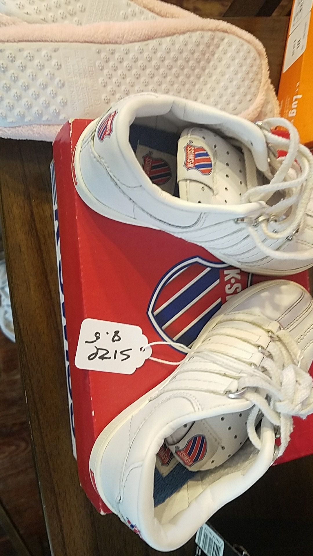 Boys kswiss size 8.5