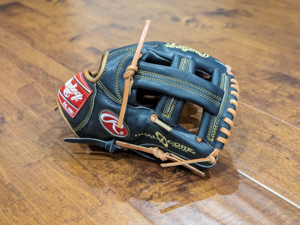 Rawlings Heart Of The Hide Baseball Glove