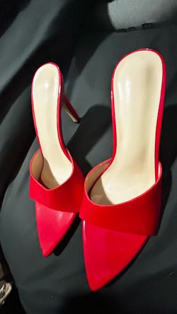 Red Patent Pointed-Toe Heeled Mules