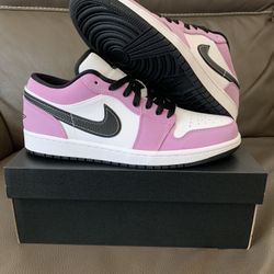 Jordan 1 Low Violet Shock