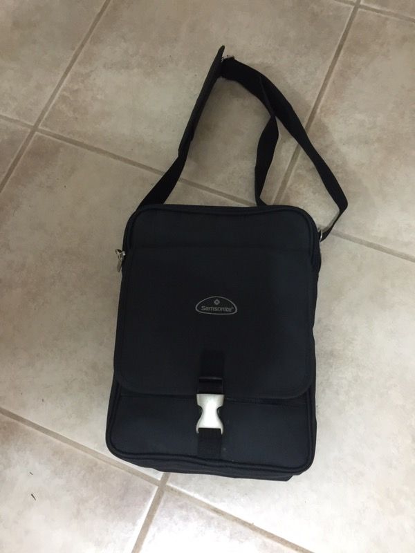 Samsonite bag for travel never used converts
