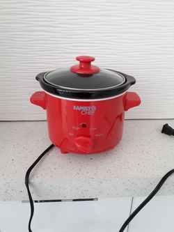 Brand new slow cooker 1.5 quarts