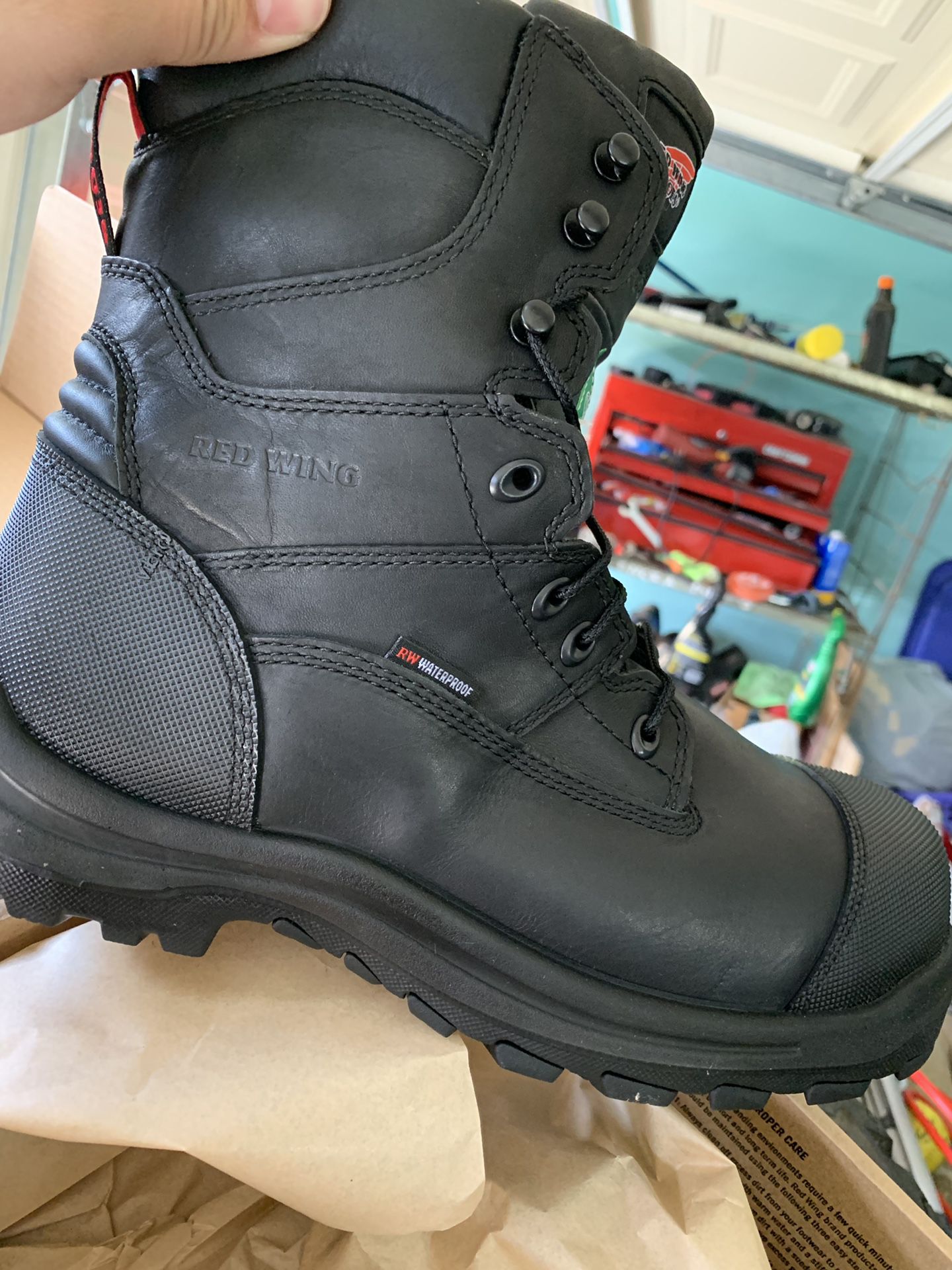 BRAND NEW RED WING BOOTS ! Size 10