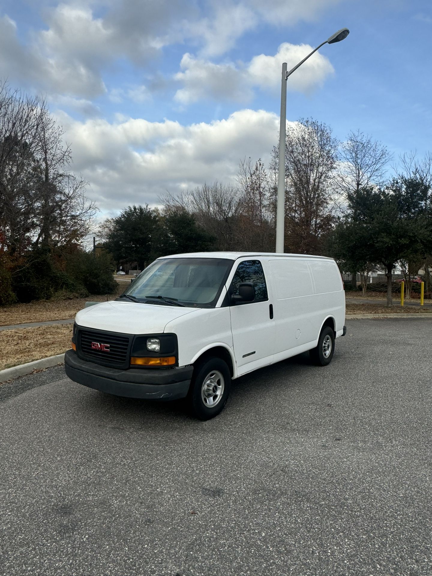 2004 GMC Savana 2500