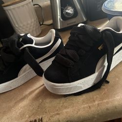 Xl Pumas Shoes