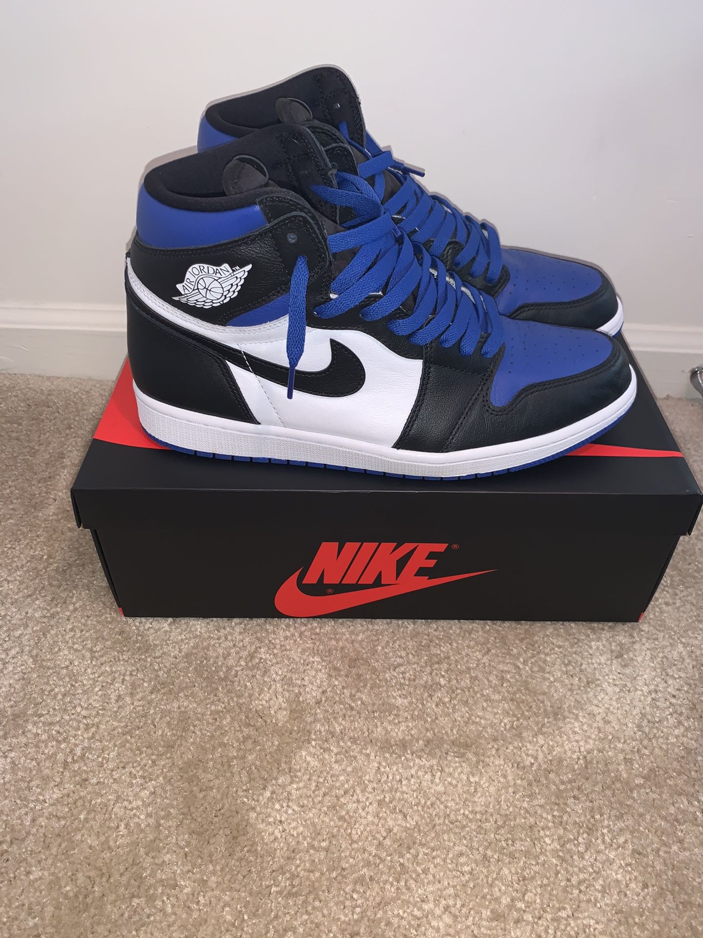 Jordan 1 Royal toe