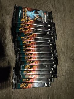 16 Magic the Gathering Lord of the Rings Set Booster Packs Sealed