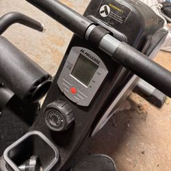 Maxkare Rowing Machine 