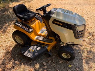 Riding lawn mower