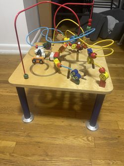 Todler Play Table