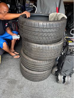 Lionhart tire new