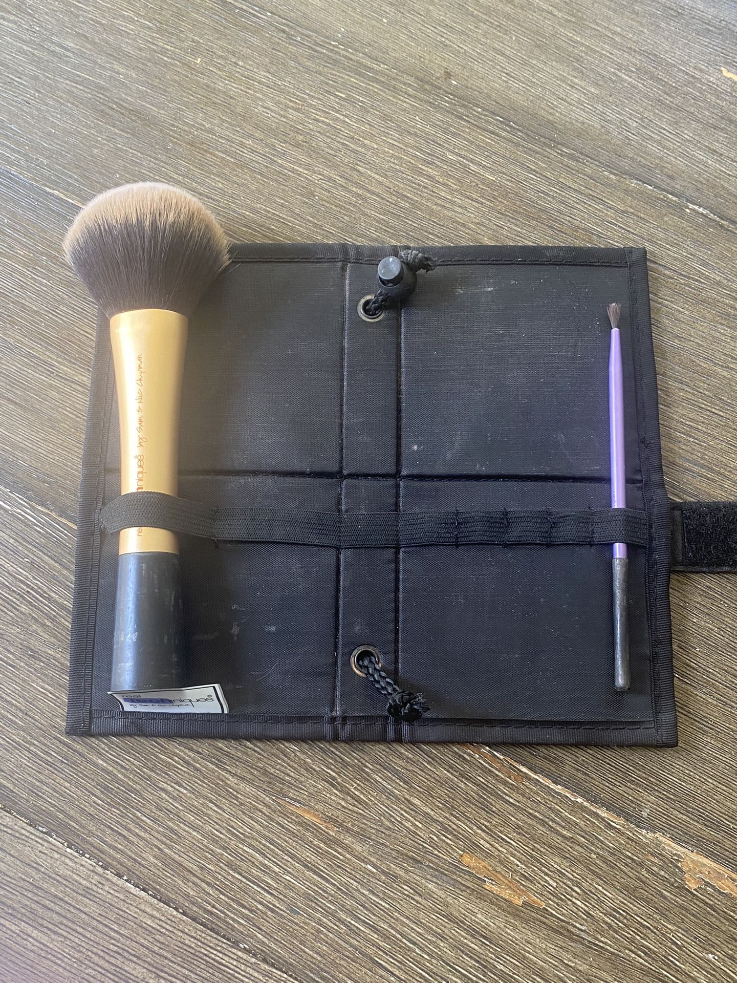 Real Techniques Makeup Brush Travel Holder