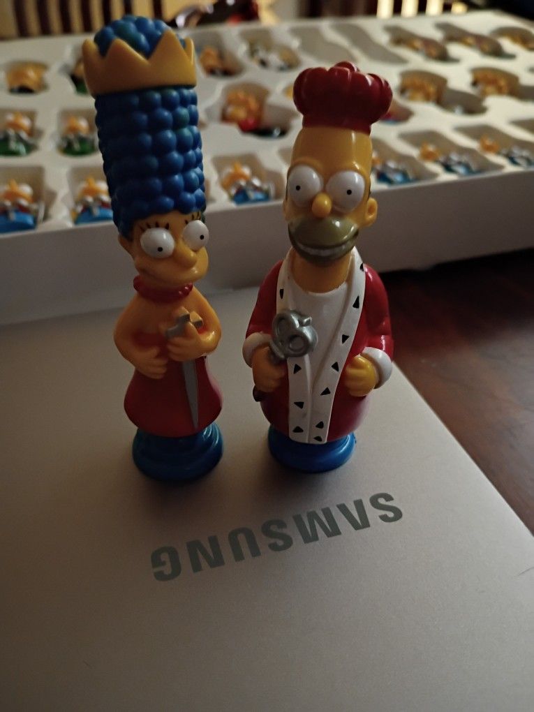 Cowabunga Man! Simpsons 3D Chess Game