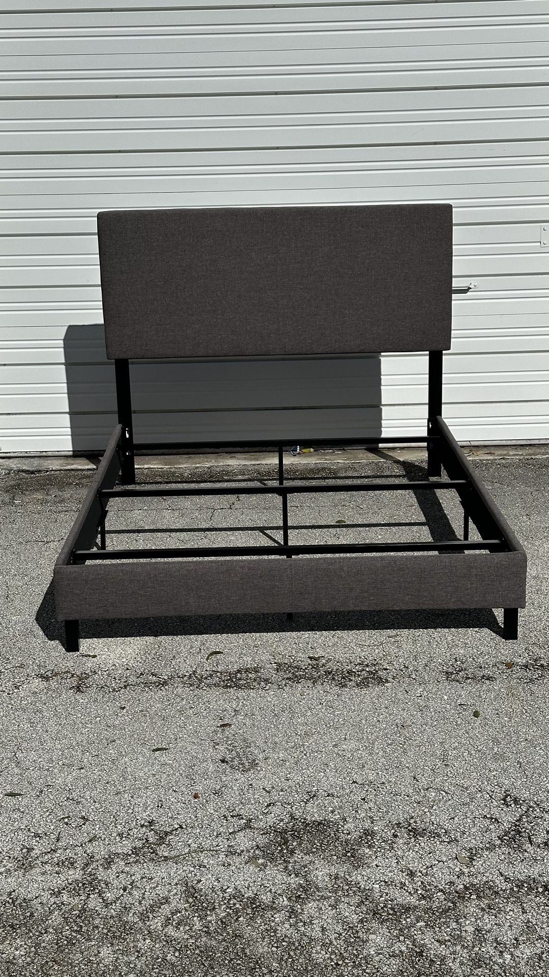 GRAY UPHOLSTERED FULL SIZE BED delivery is negotiable for Sale in