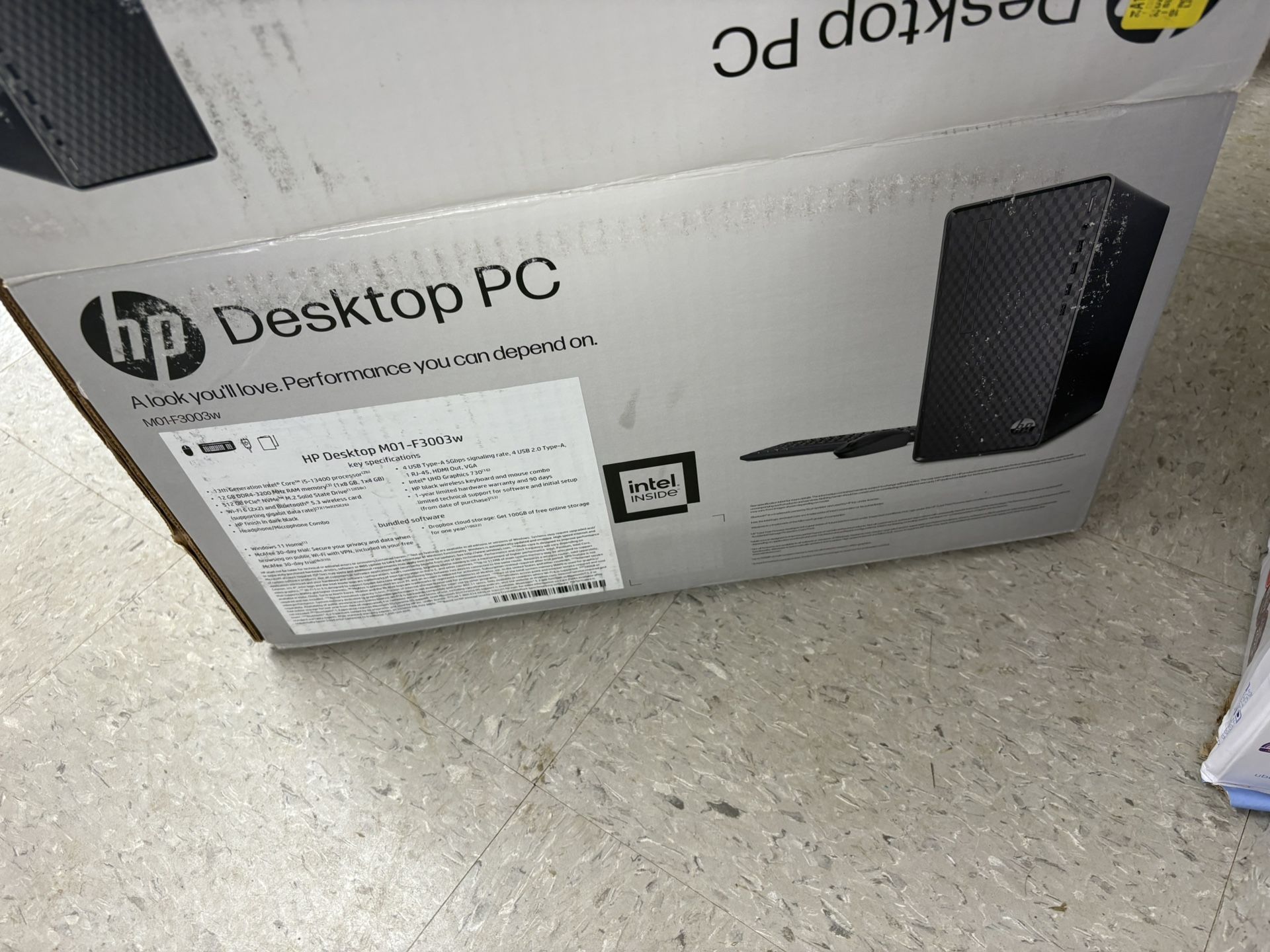 HP Desktop Computer M01-F3003W