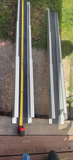 Extendable handicap ramps