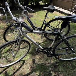 2 Trek hybrid medium size 21 speed bikes