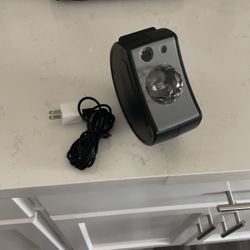 LED LIGHT PROJECTOR