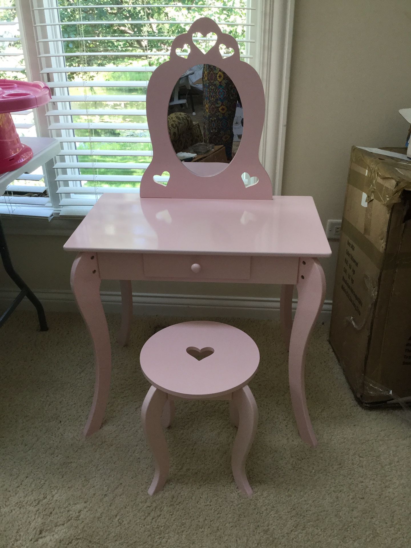 Kids Vanity Makeup Table and Stool Set, Pink
