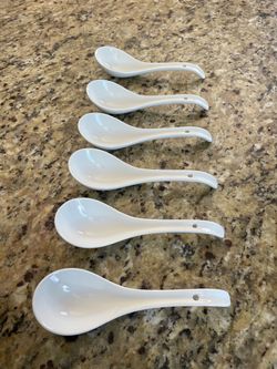 NEW- 6.75 inch Porcelain Asian Soup Spoons