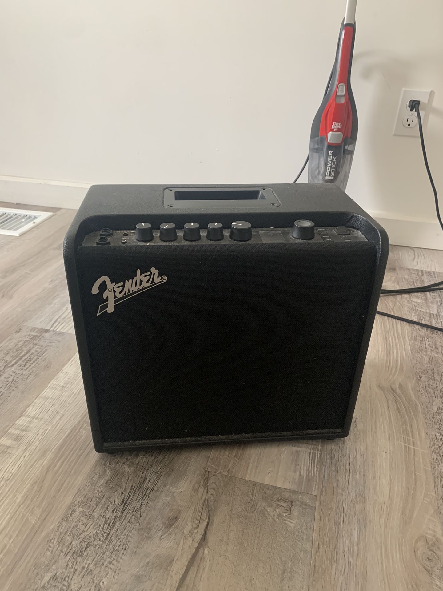 Fender LT25 Mustang Amp