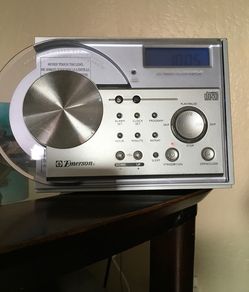 Emerson AM/FM CD Stereo Clock Radio