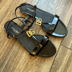 Dolce And Gabanna Sandals 
