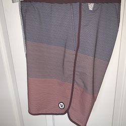 Men’s Vuori Board Shorts!!