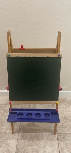 Melissa & Doug Deluxe Standing Art Easel