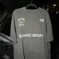Men Darc Sport Shirt (size XL)
